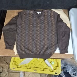 John W. Nordstrom 100% Merino Wool Argyle V-Neck Sweater Men’s Medium